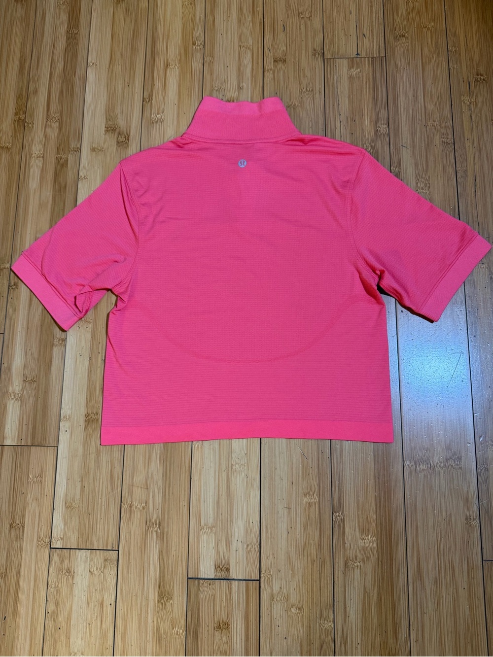 NWOT Lululemon Swiftly Tech Relaxed-Fit Polo
Shirt In Lip Gloss Size 4 - Picture 5 of 13